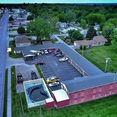 Guest House Motel Chanute Exterior foto