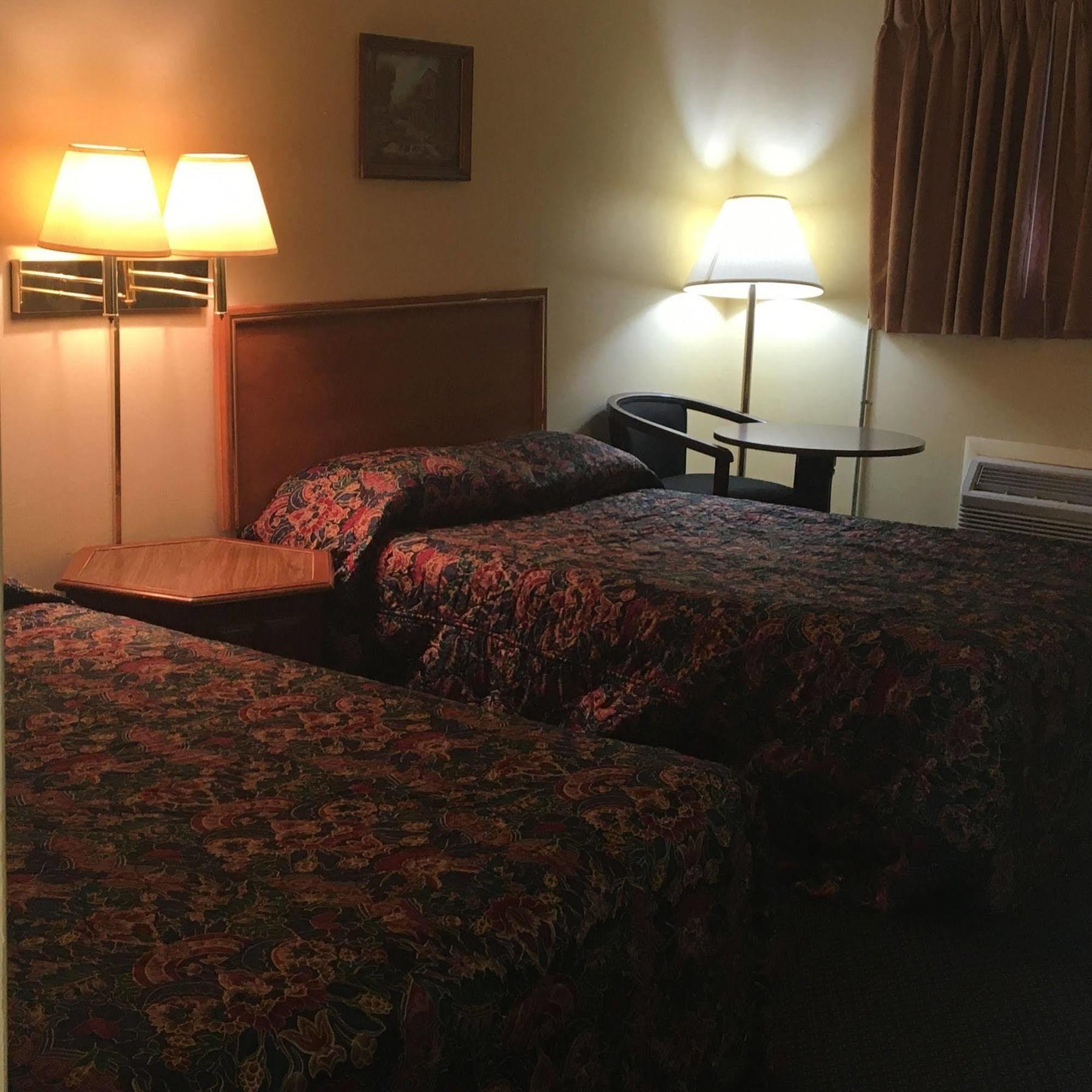 Guest House Motel Chanute Exterior foto
