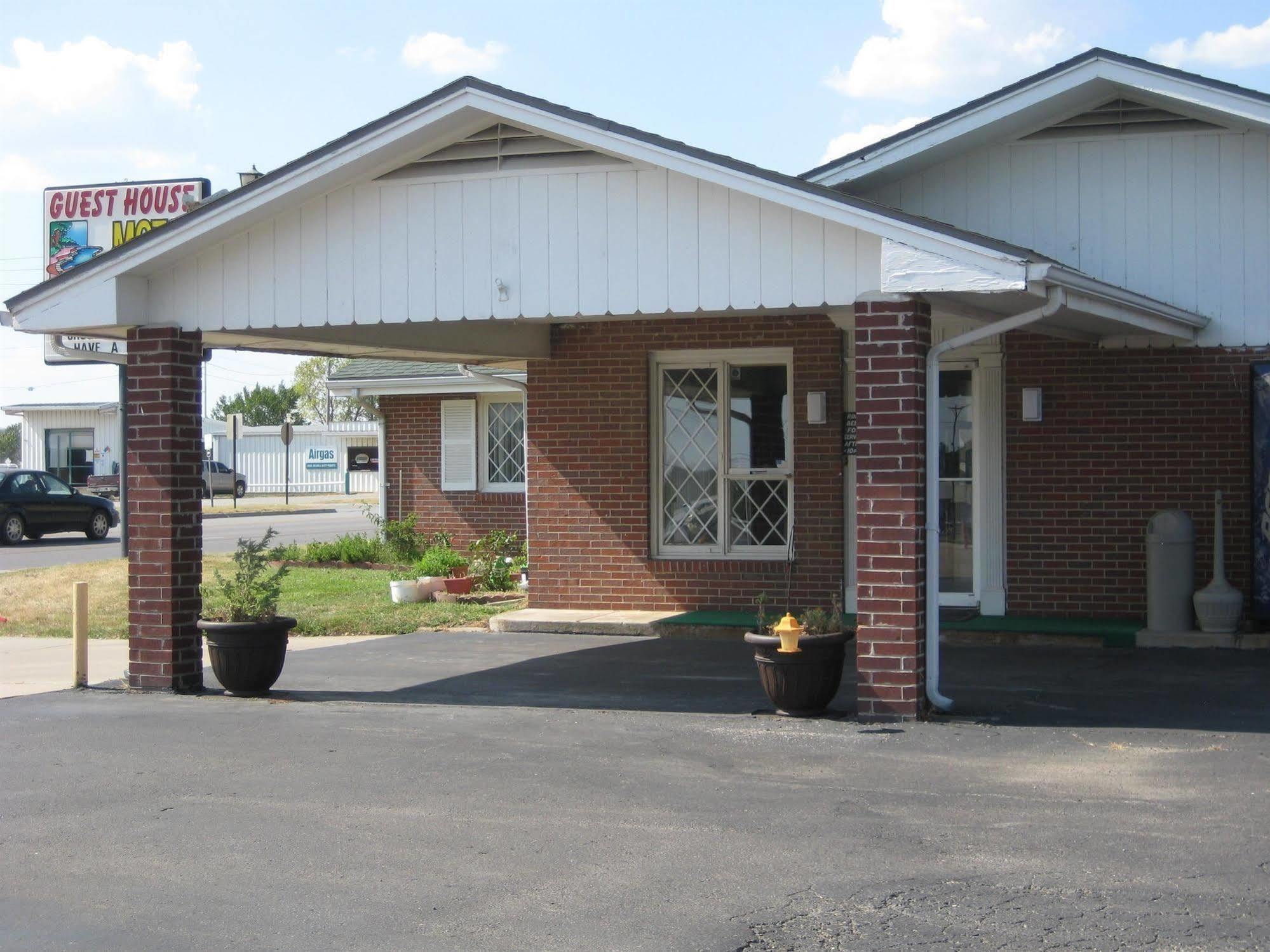 Guest House Motel Chanute Exterior foto