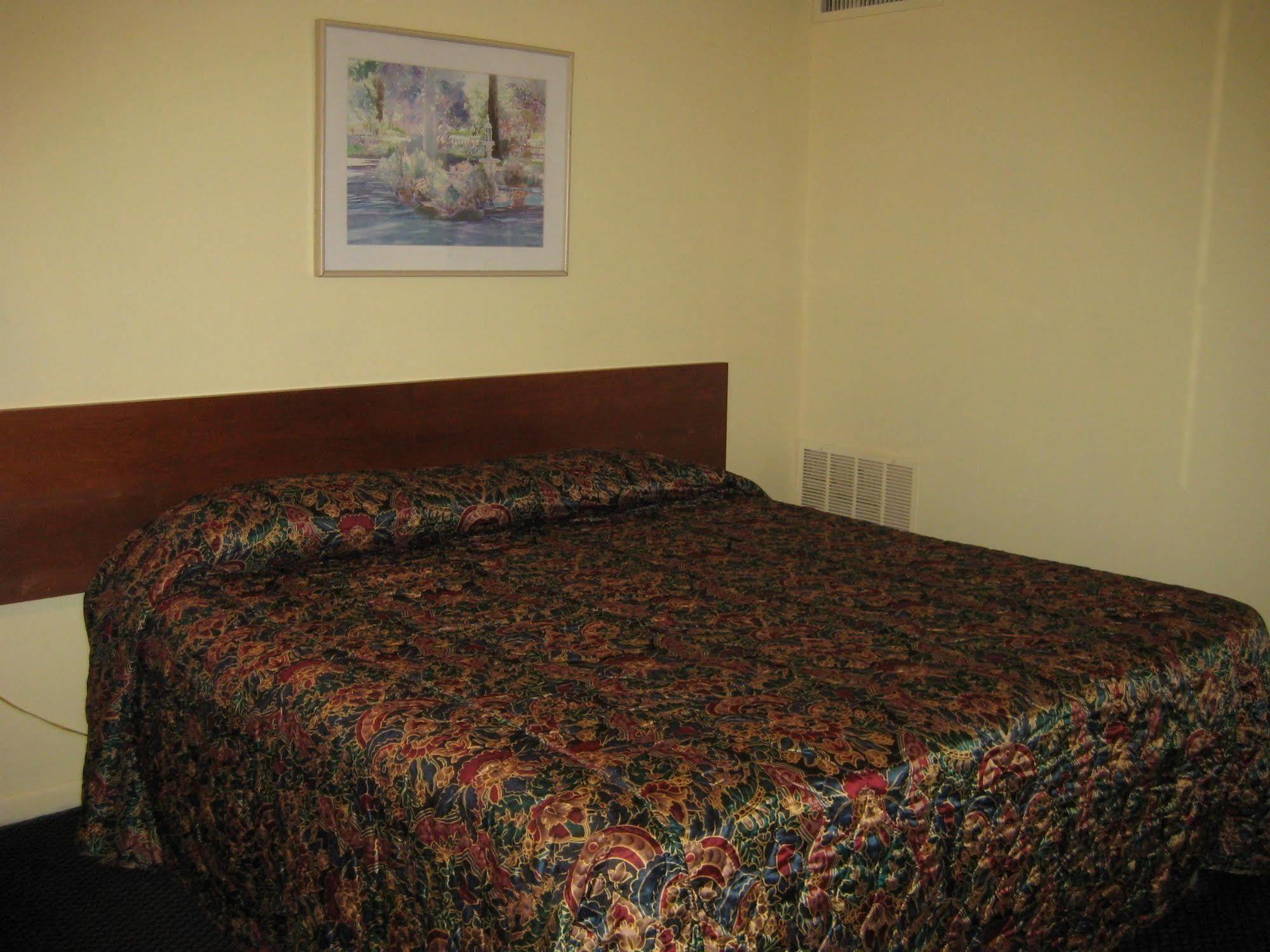 Guest House Motel Chanute Exterior foto